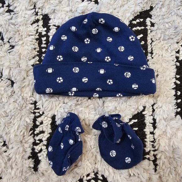 Gerber Baby Boy 5 piece Hat and Mitten Set 0-6 Months - Picture 4 of 11